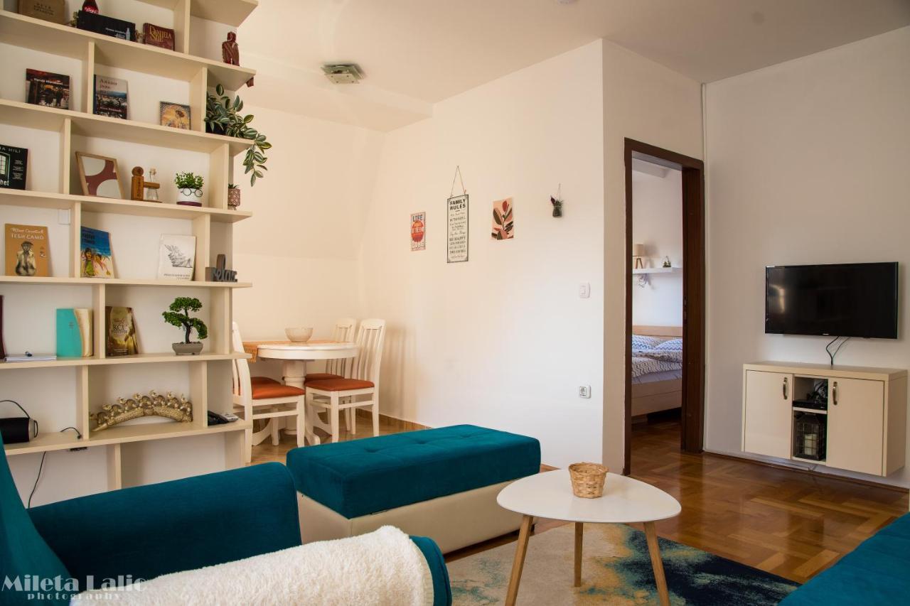Sunny 412 Apartment Podgorica Buitenkant foto