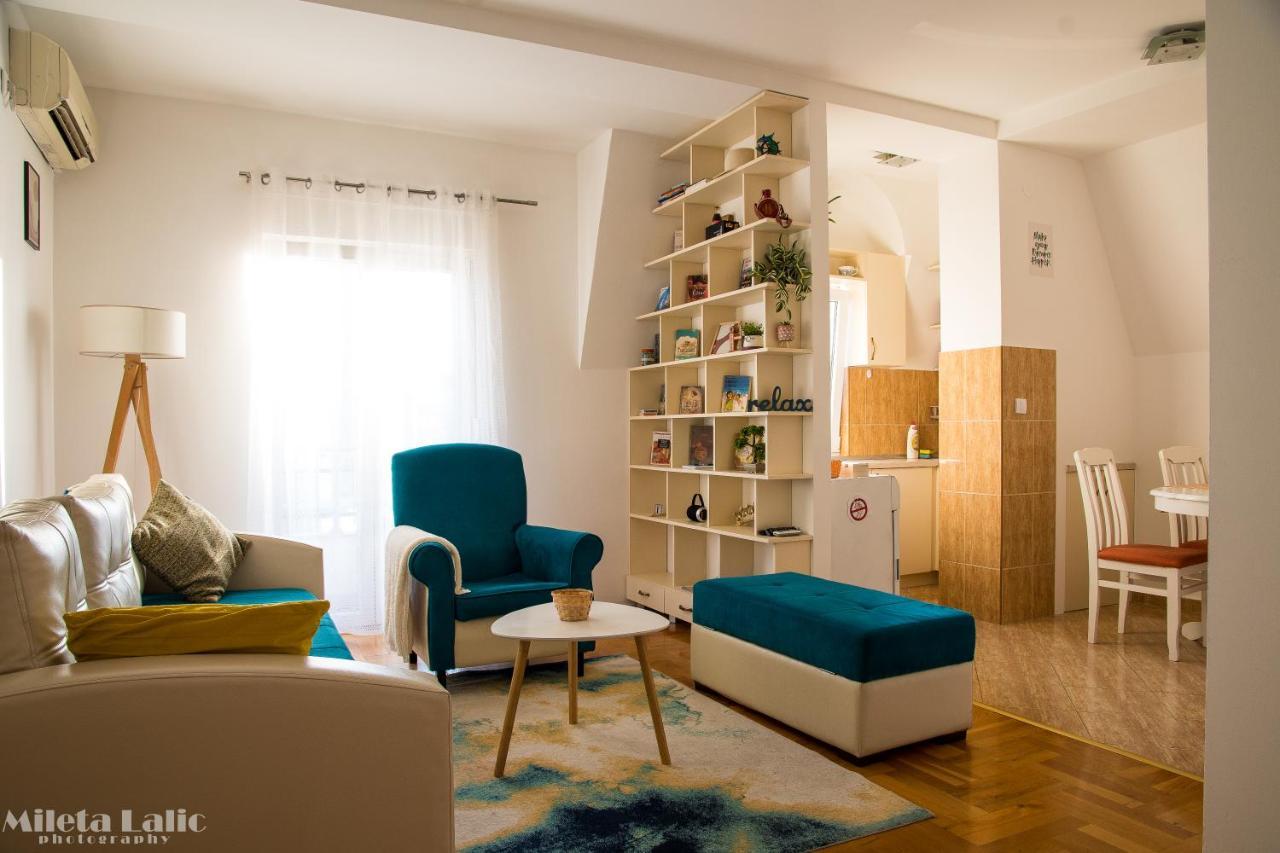 Sunny 412 Apartment Podgorica Buitenkant foto